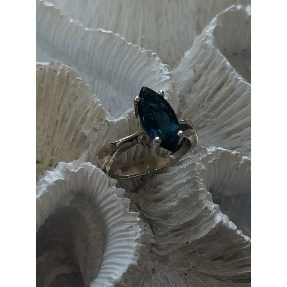 925 Sterling Silver Dark Green Spinel Ring Size 7
